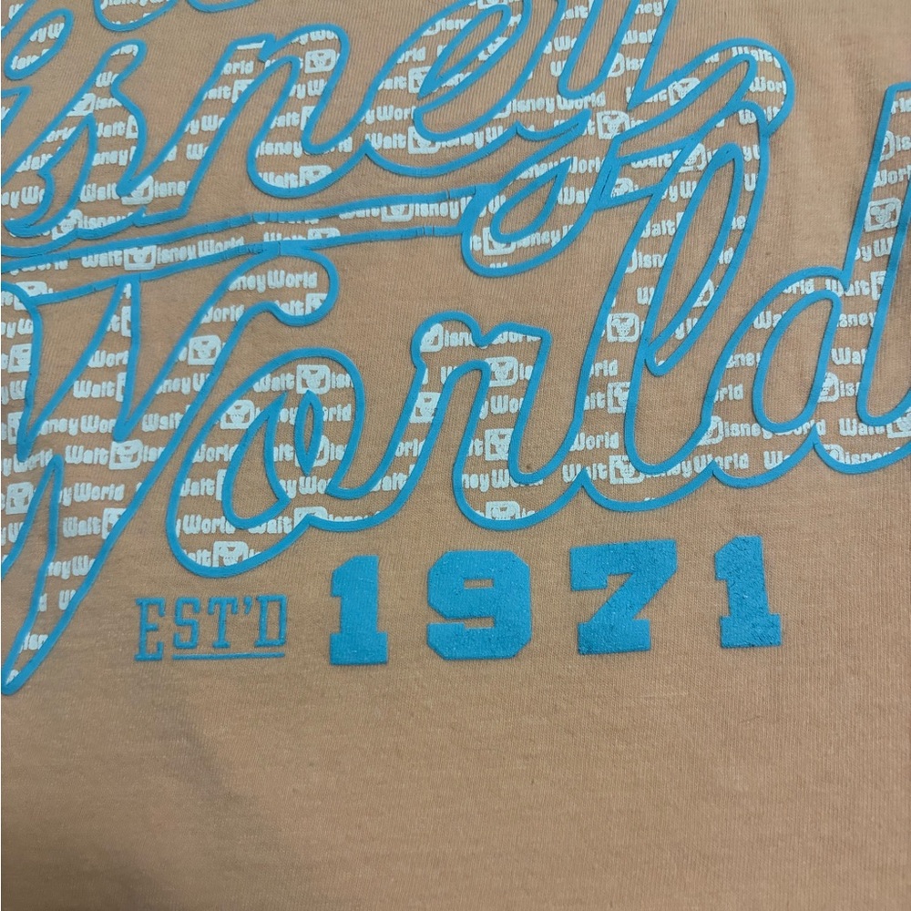 Walt Disney T-Shirt 🧡 - Picture 4 of 9